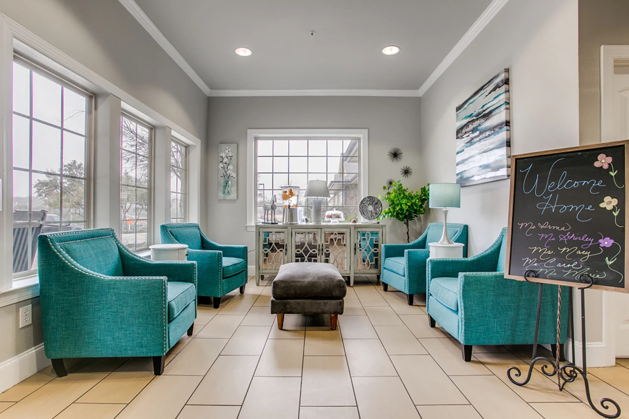 Landing at Stone Oak Building Shot